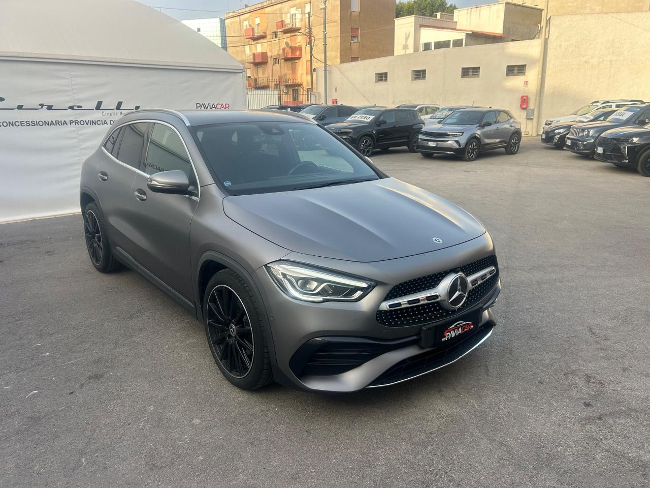 MERCEDES-BENZ GLA 200 d Automatic 4Matic Premium