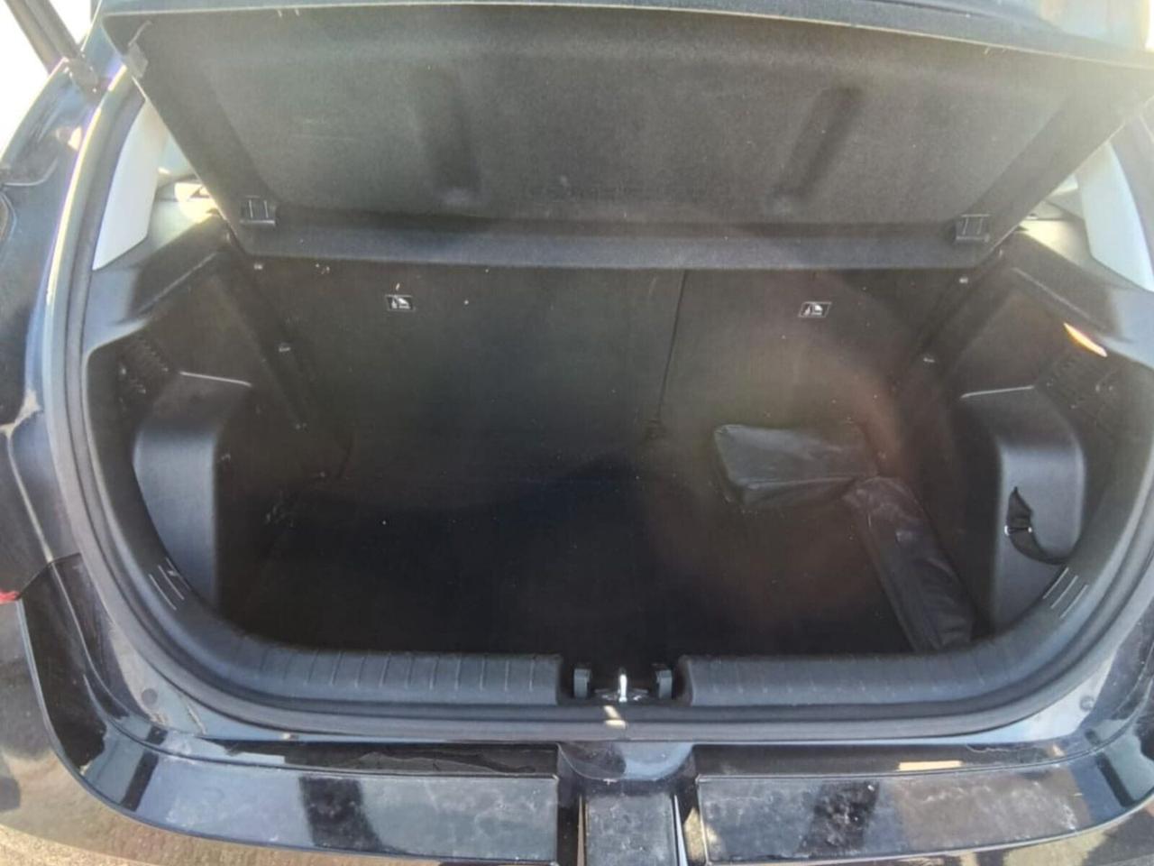 Hyundai i20 1.0 T-GDI 48V iMT Connectline