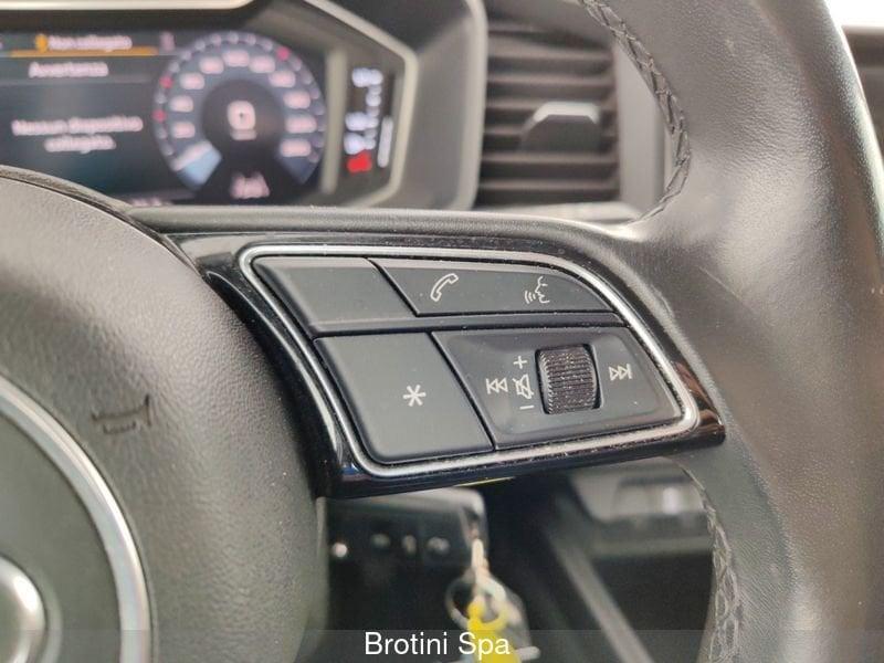 Audi A1 A1 allstreet 30 TFSI Admired