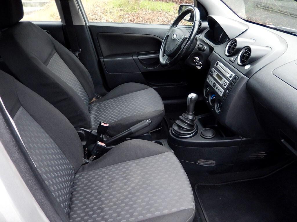 FORD FIESTA V 1.2 impianto GPL - BOMBOLA NUOVA