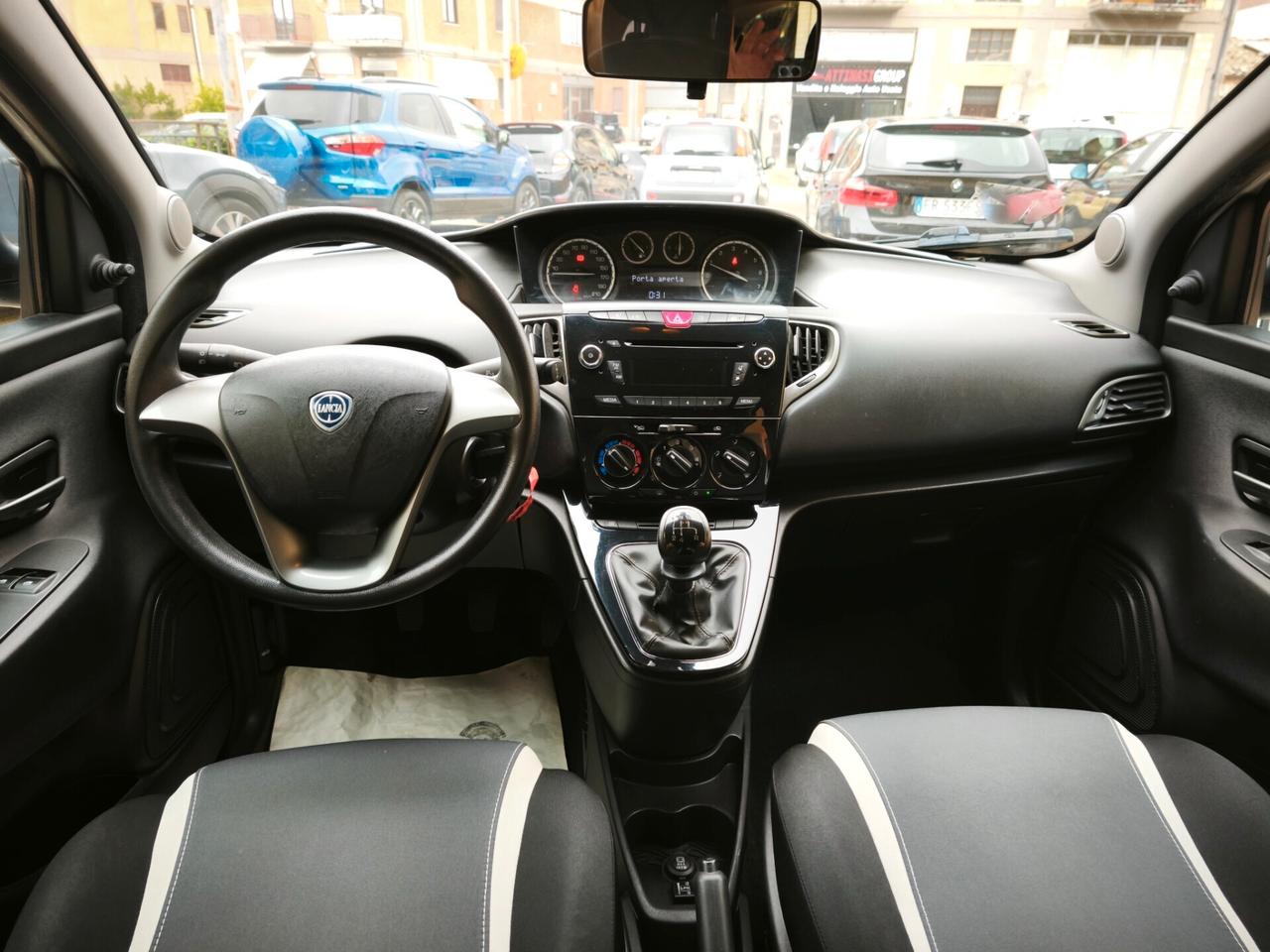 Lancia Ypsilon 1.2 Benzina - GPL