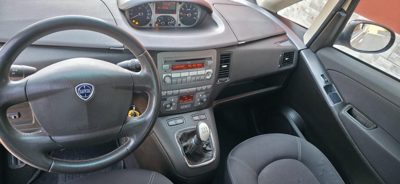 Lancia MUSA 1.4 8V Ecochic (GPL) 5th Avenue neop