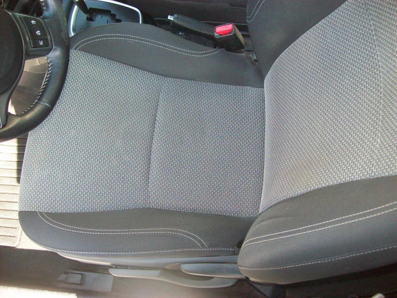 Toyota Yaris 1.5 Hybrid 5 porte Business