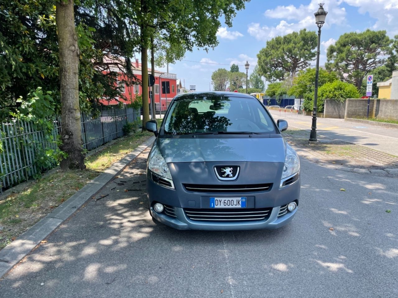 Peugeot 5008 2.0 HDi 150CV Business