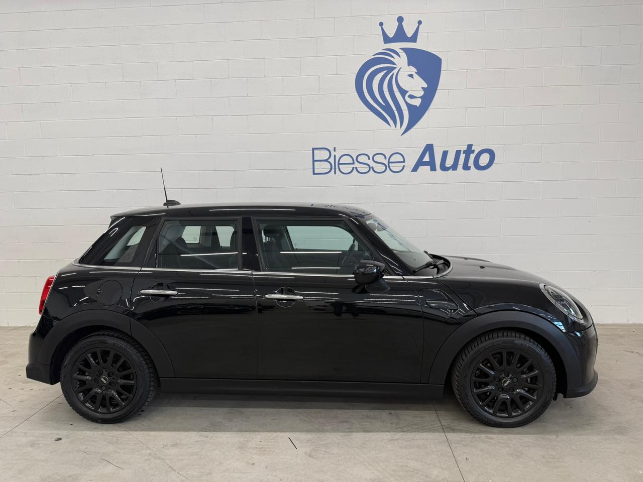 Mini 1.5 Cooper Camden 5 porte NEOPATENTATI
