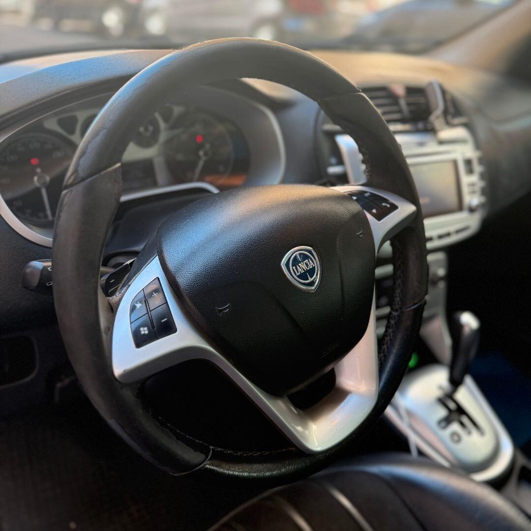 Lancia Delta 1.6 MJT **FULL**