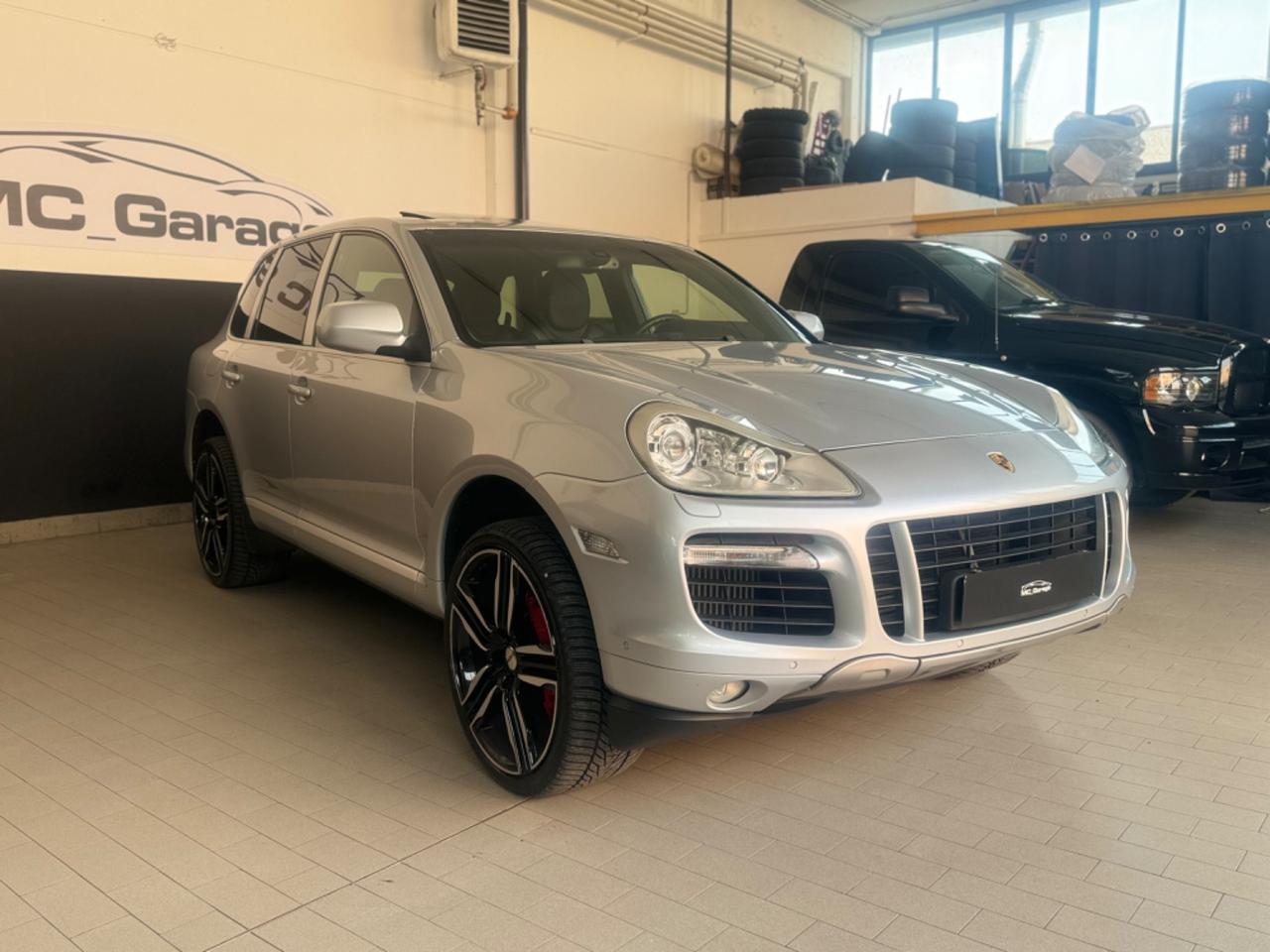 Porsche cayenne turbo