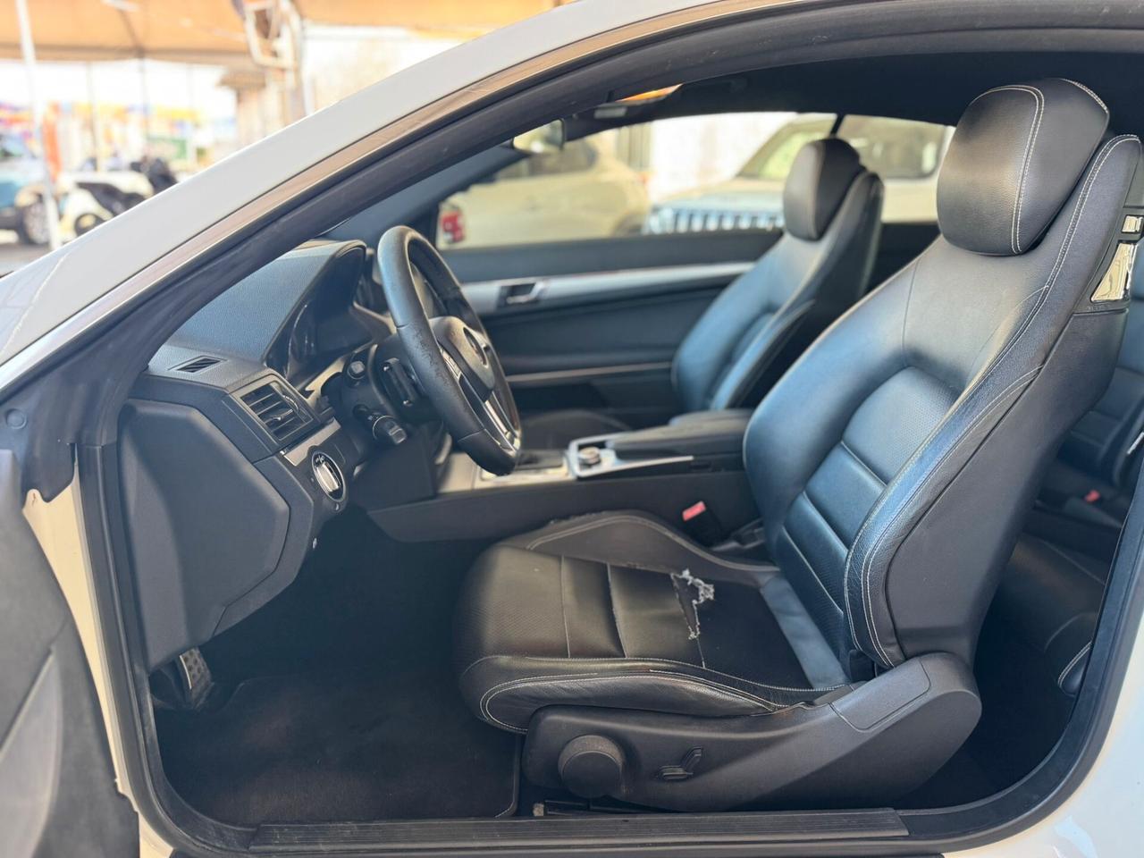Mercedes-benz E 250 E 250 CDI Coupé PREMIUM AMG AUT.