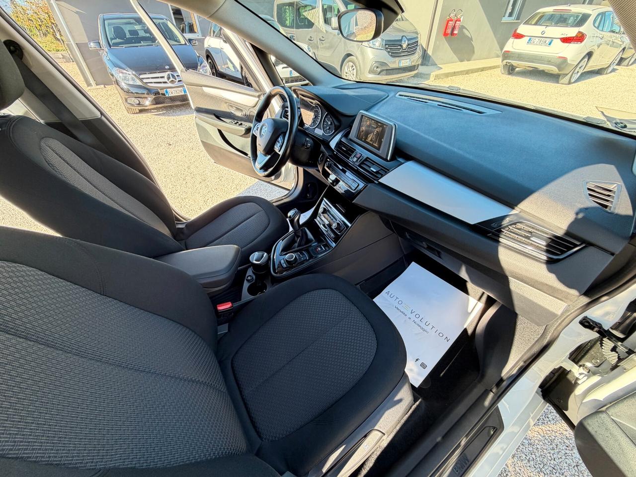 Bmw 218i Tourer 135 cv 14.565 km unico proprietario