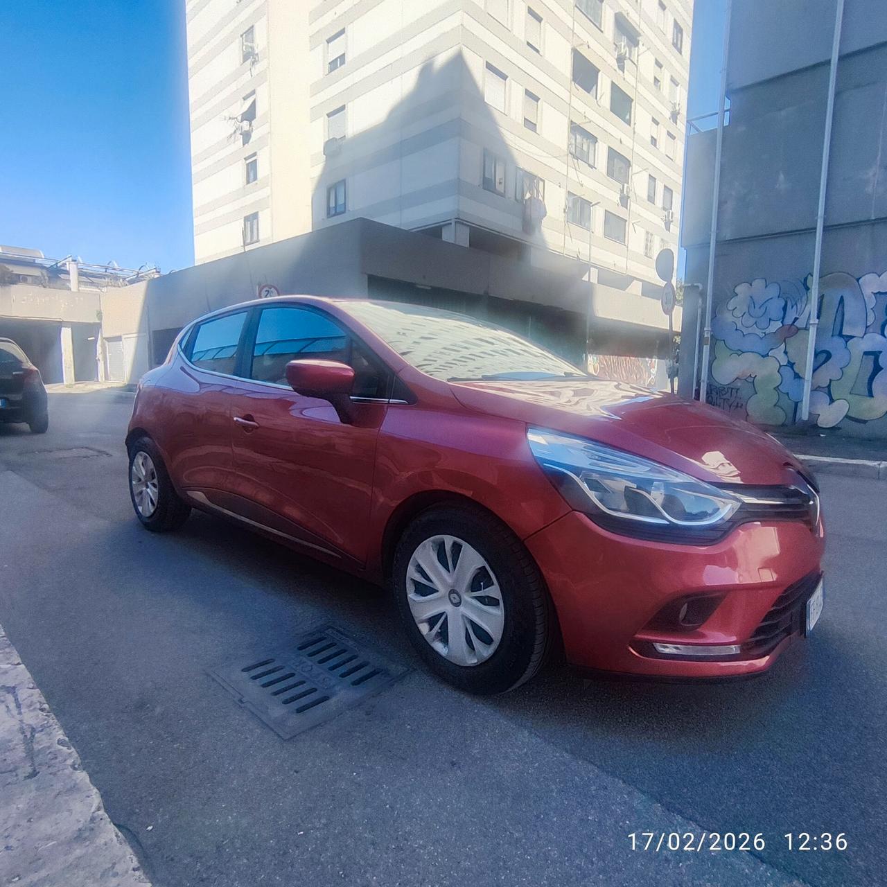 Renault Clio dCi 8V 90CV EDC Start&Stop 5 porte Energy Intens euro 6 s