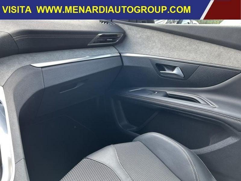 Peugeot 3008 PureTech Turbo 130 GT 18.500 KM!!