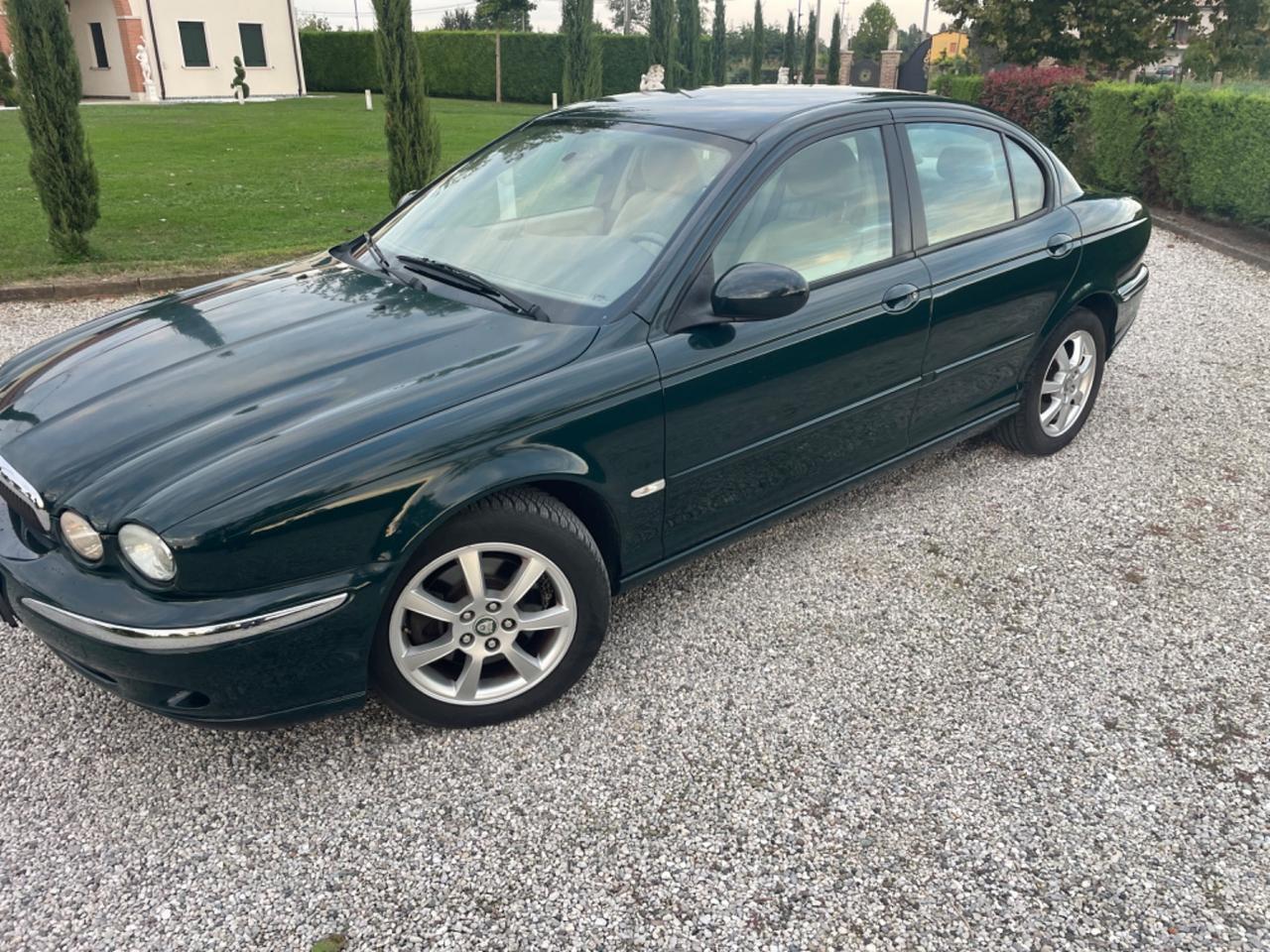 Jaguar X-Type 2.2D cat Wagon Executive