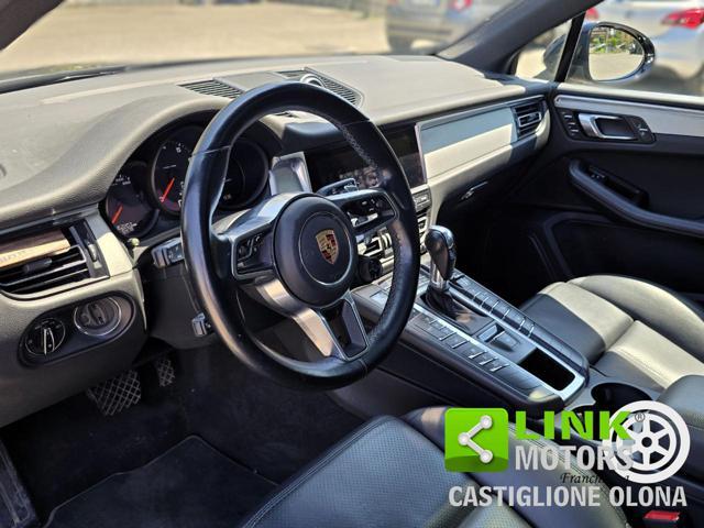 PORSCHE Macan Sport Chrono Pack