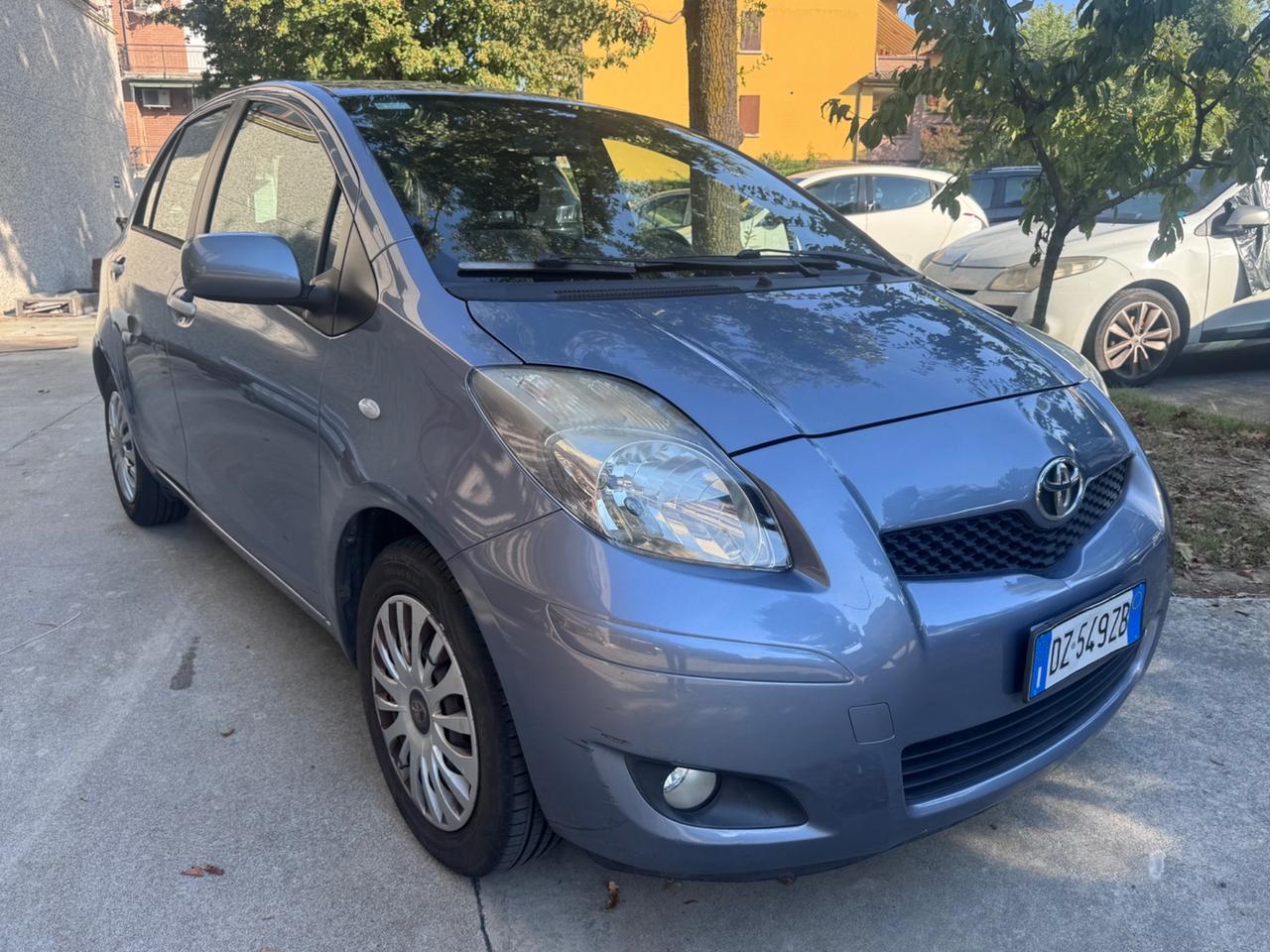 Toyota Yaris 1.3 5 porte Sol
