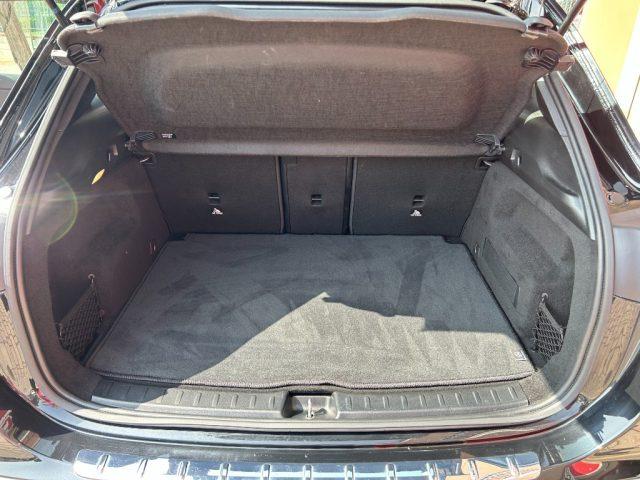 MERCEDES-BENZ GLA 200 d Automatic Business Extra