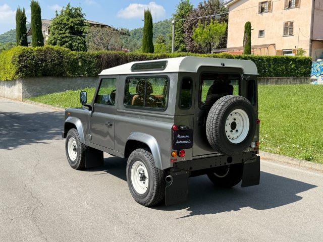 LAND ROVER Defender 90 2.4 S TD4 Station Wagon