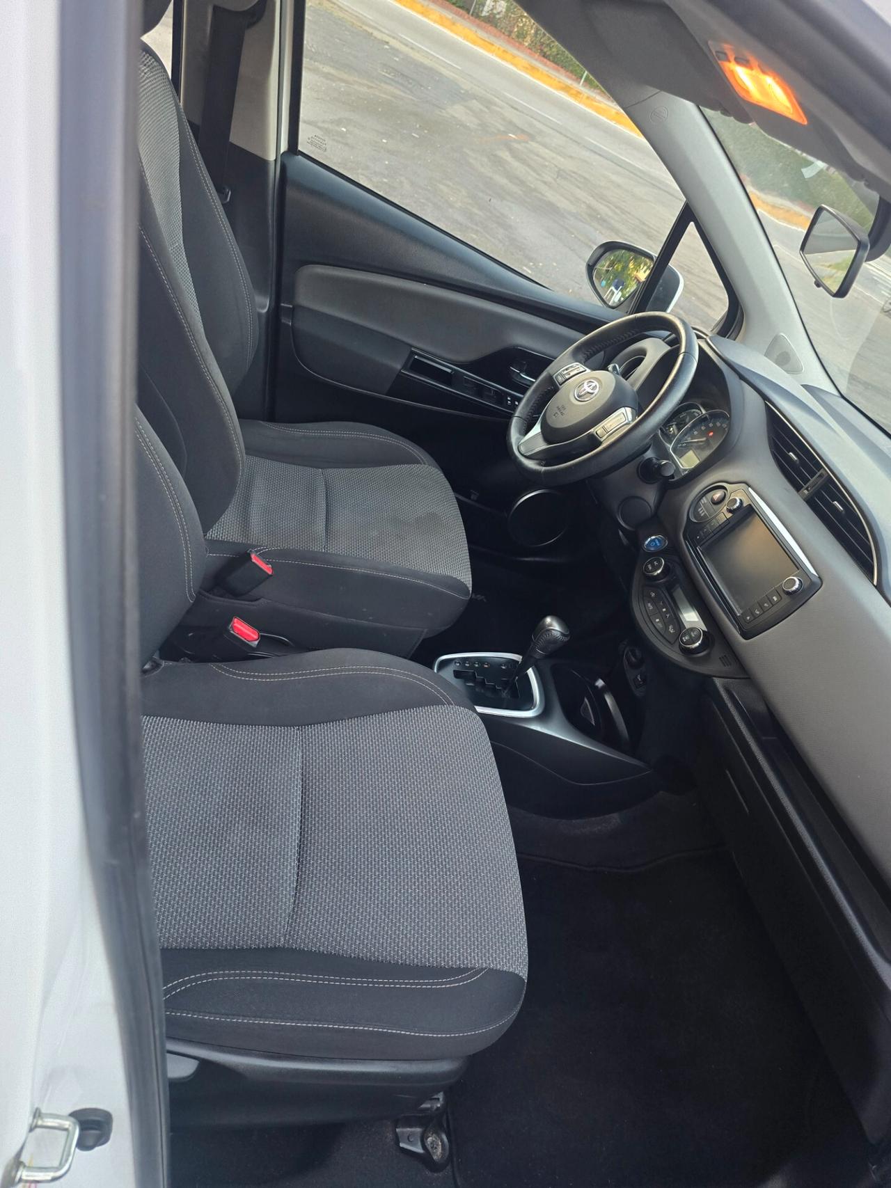 Toyota Yaris 1.4 benzina