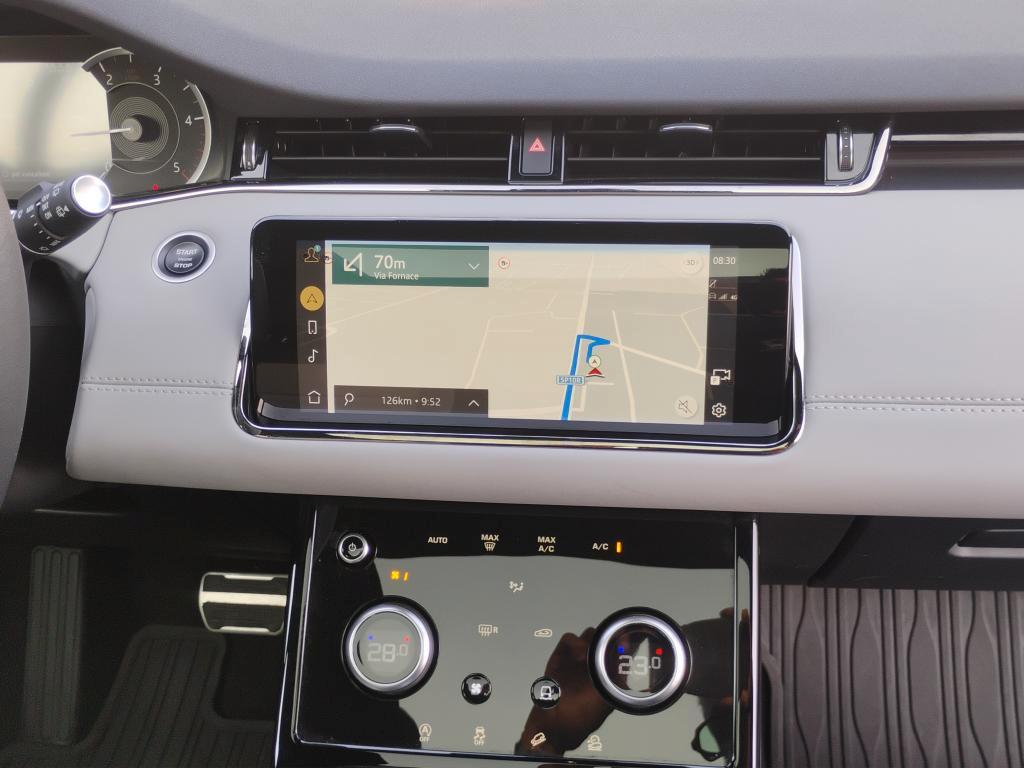 Land Rover Range Rover Evoque 2.0d i4 mhev R-Dynamic SE .204cv.PANORAMA