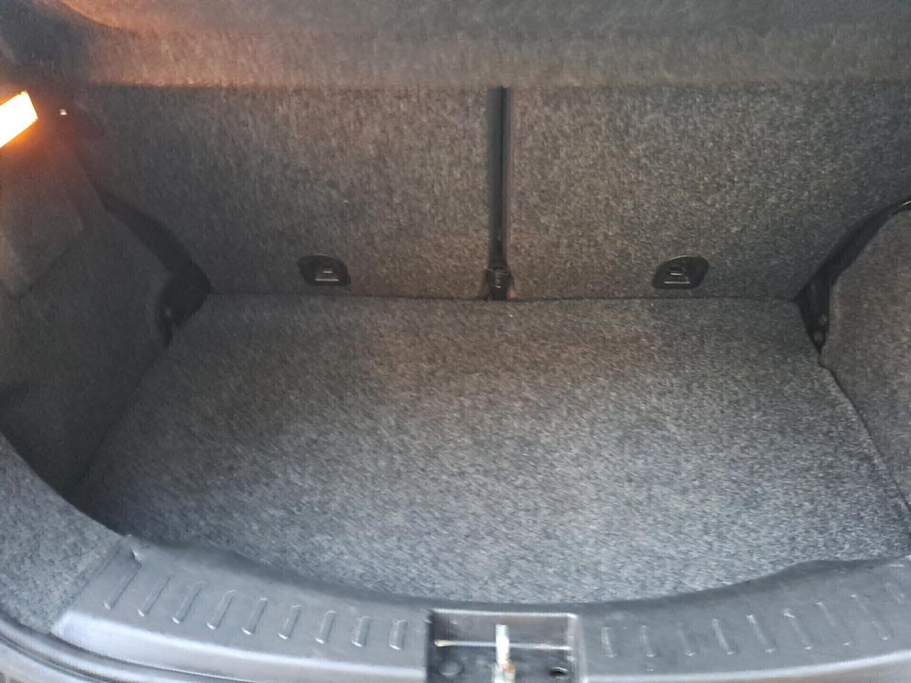 Lancia Ypsilon 0.9 TwinAir 85 CV 5 porte Metano Ecochic Gold