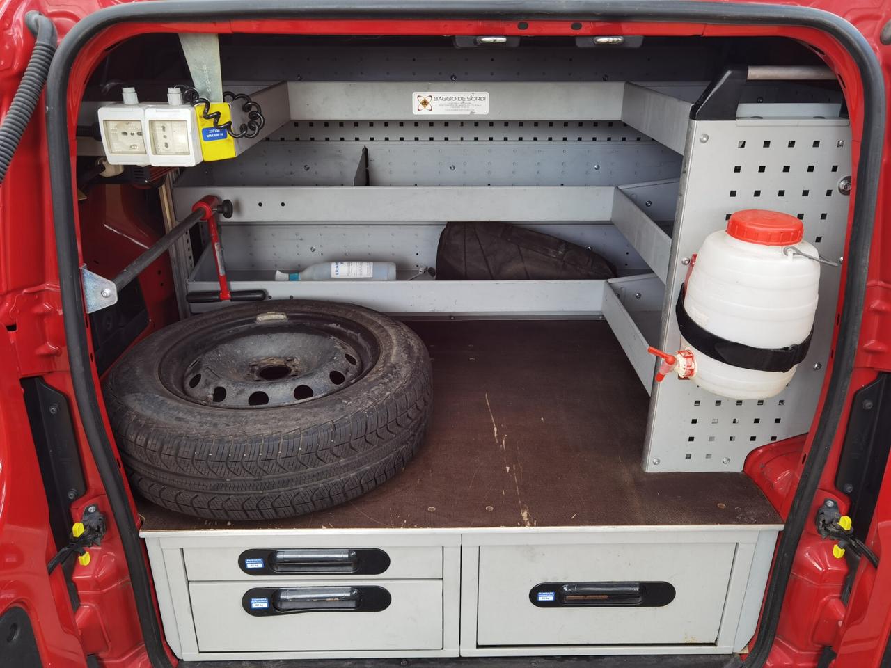 Fiat Fiorino 1.3 MJT 95CV Cargo Adventure