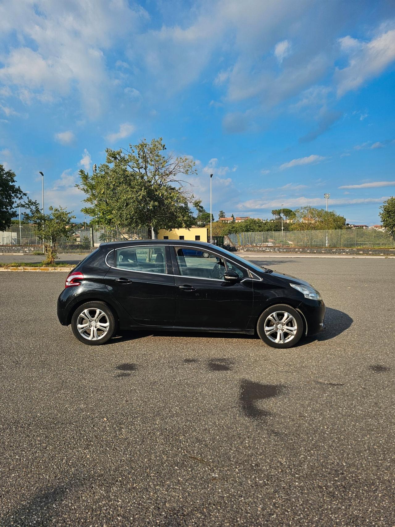 Peugeot 208 1.2 VTi 82 CV 5 porte