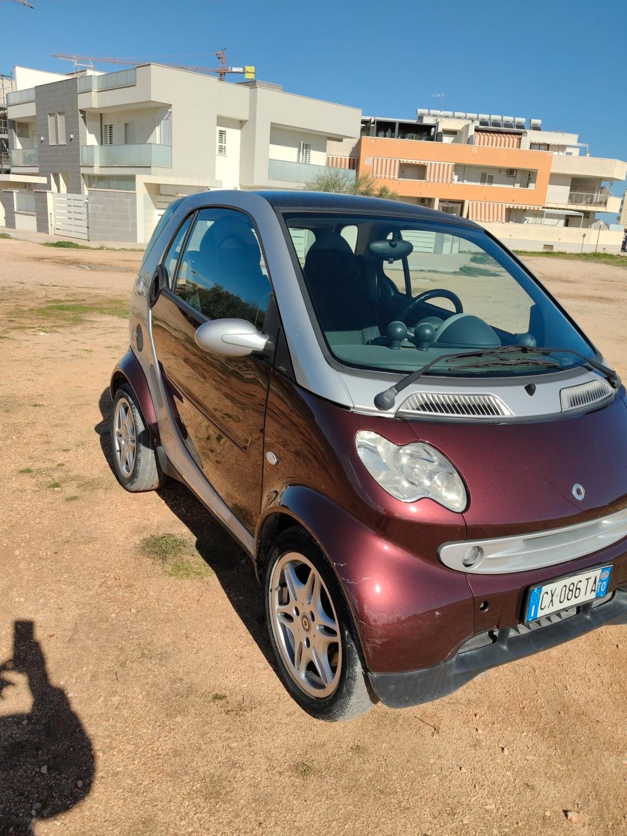 Smart ForTwo 700 coupé pure (37 kW)