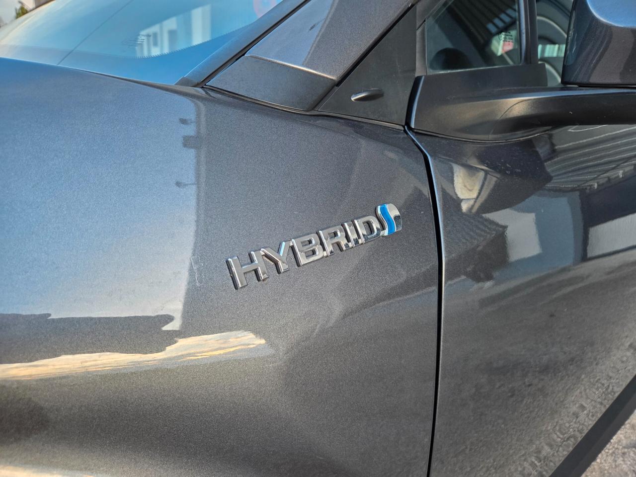 Toyota C-HR 1.8 Hybrid E-CVT Active