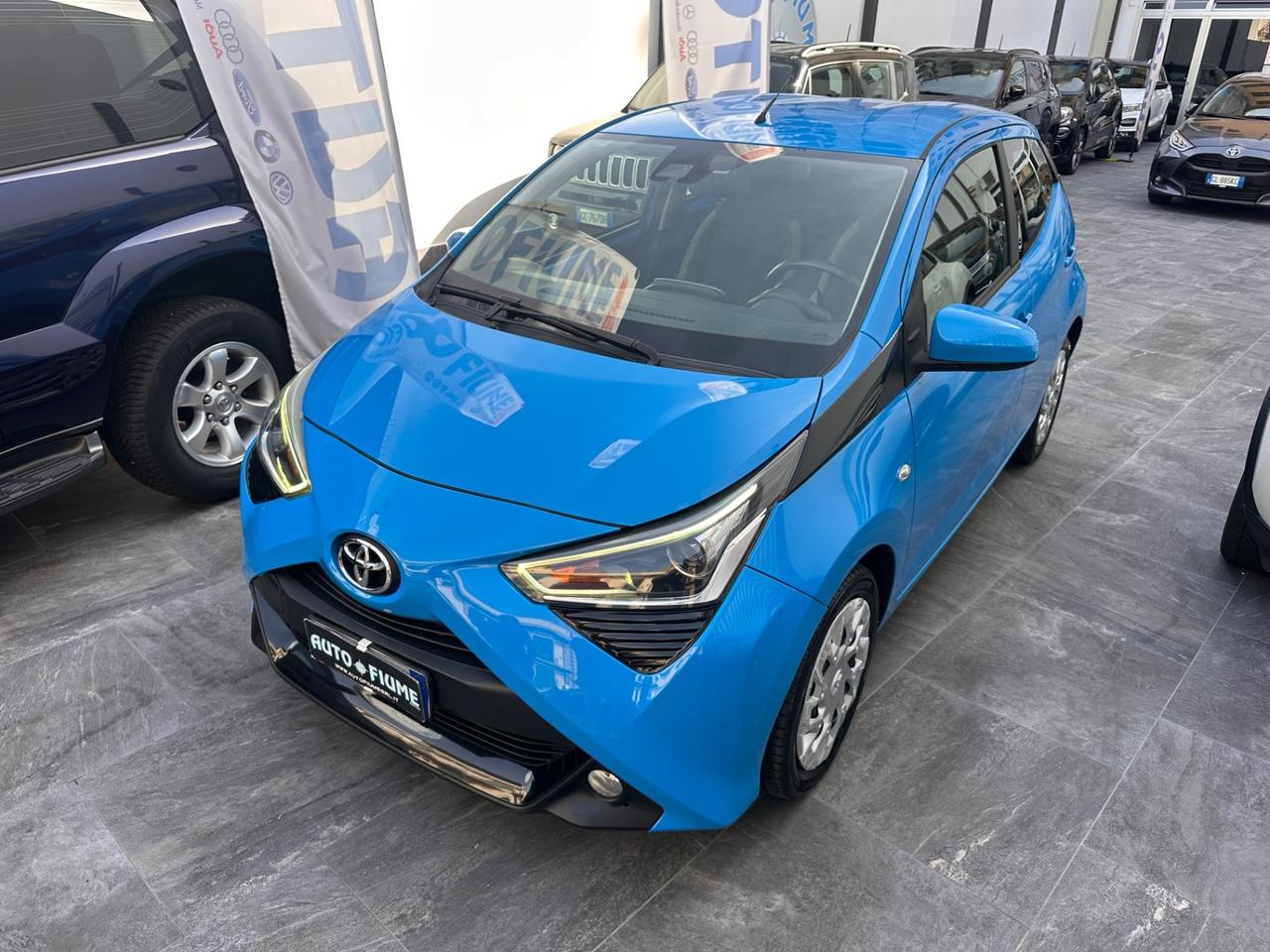 Toyota Aygo 1.0 VVT-i 72 CV 5 porte x-cool