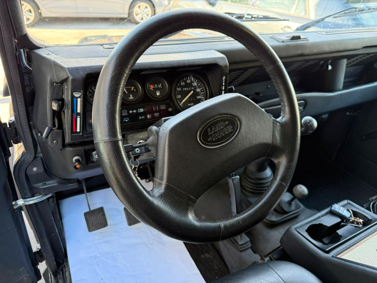 Land Rover Defender 90 serie300