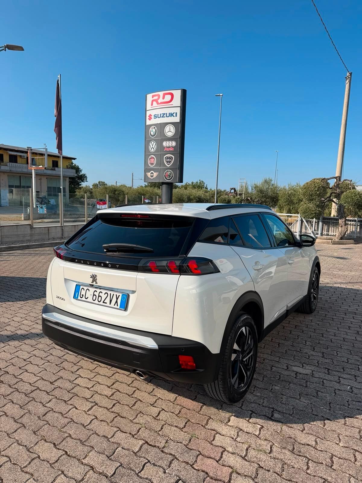Peugeot 2008 PureTech 100 S&S Allure