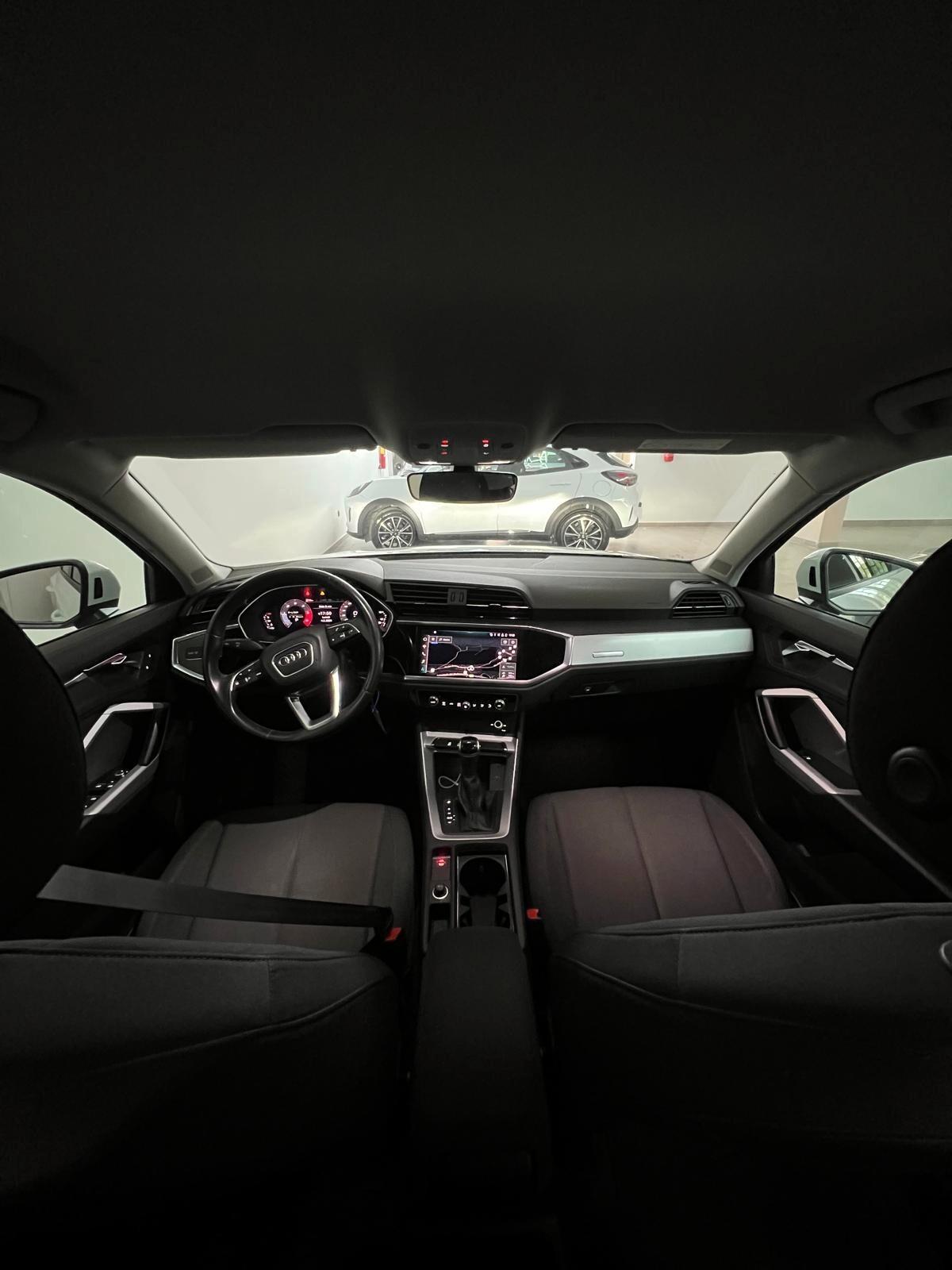 Audi Q3 35 TDI quattro S tronic Business