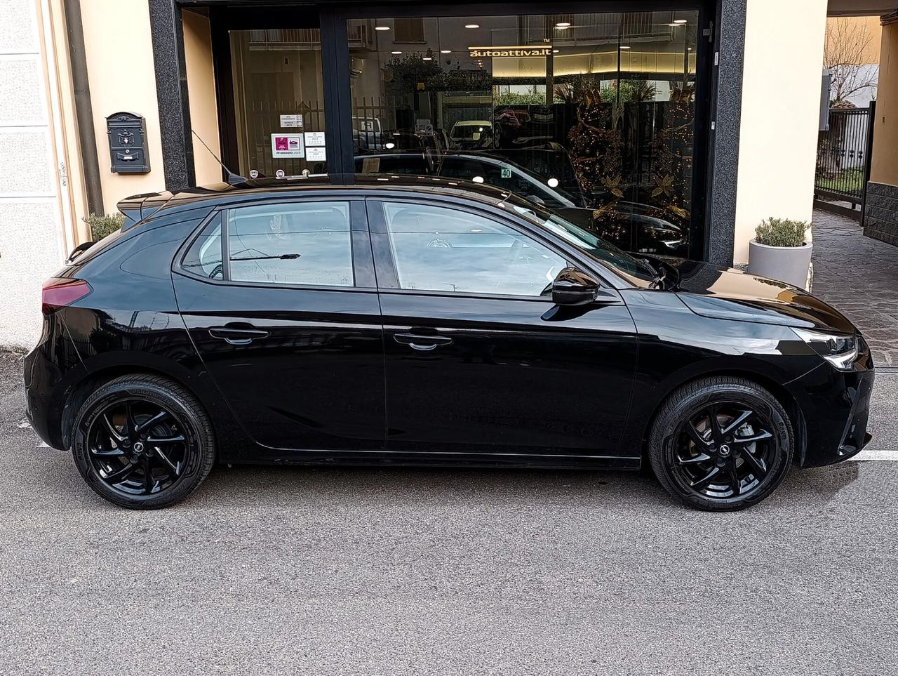 Opel Corsa 1.2 Edition Black 75cv