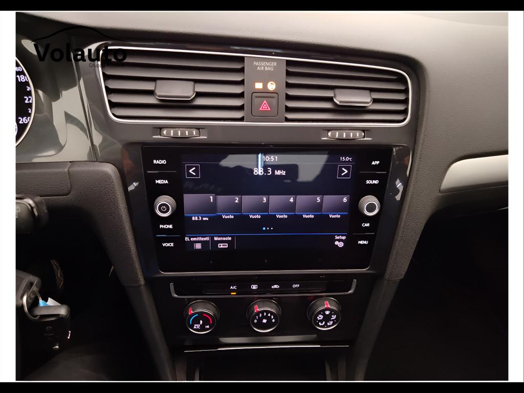 VOLKSWAGEN Golf VII 2017 5p - Golf 5p 1.0 tsi Trendline 85cv