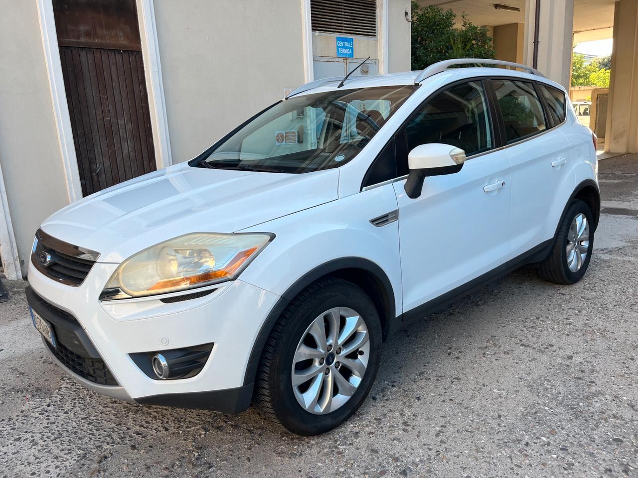 Ford Kuga 2.0 TDCi 136 CV 4WD Titanium DPF