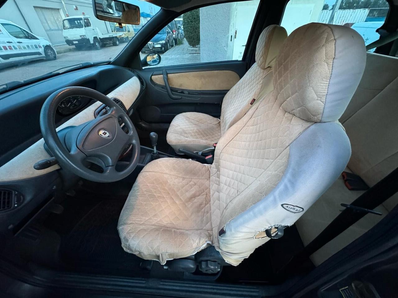 LANCIA YPSILON UNICO PROPRIETARIO Y