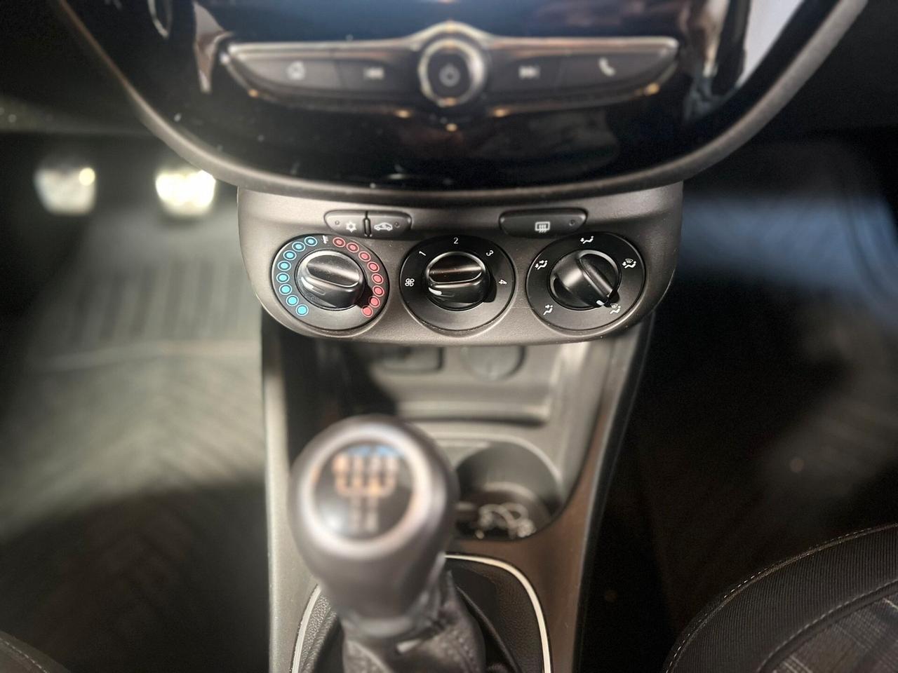 Opel Corsa 1.2 5 porte Innovation