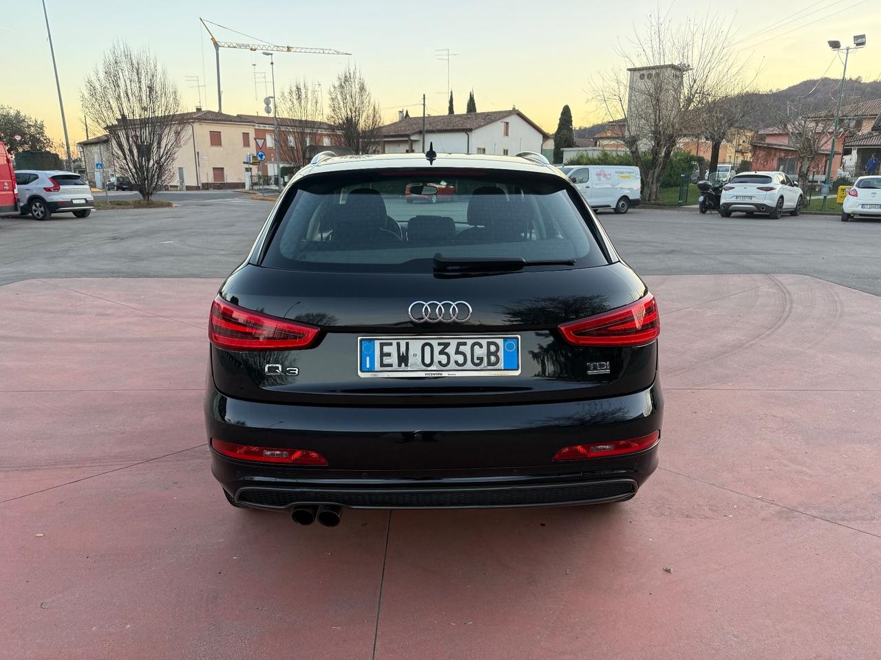 Audi Q3 2.0 TDI quattro S tronic Line Edition