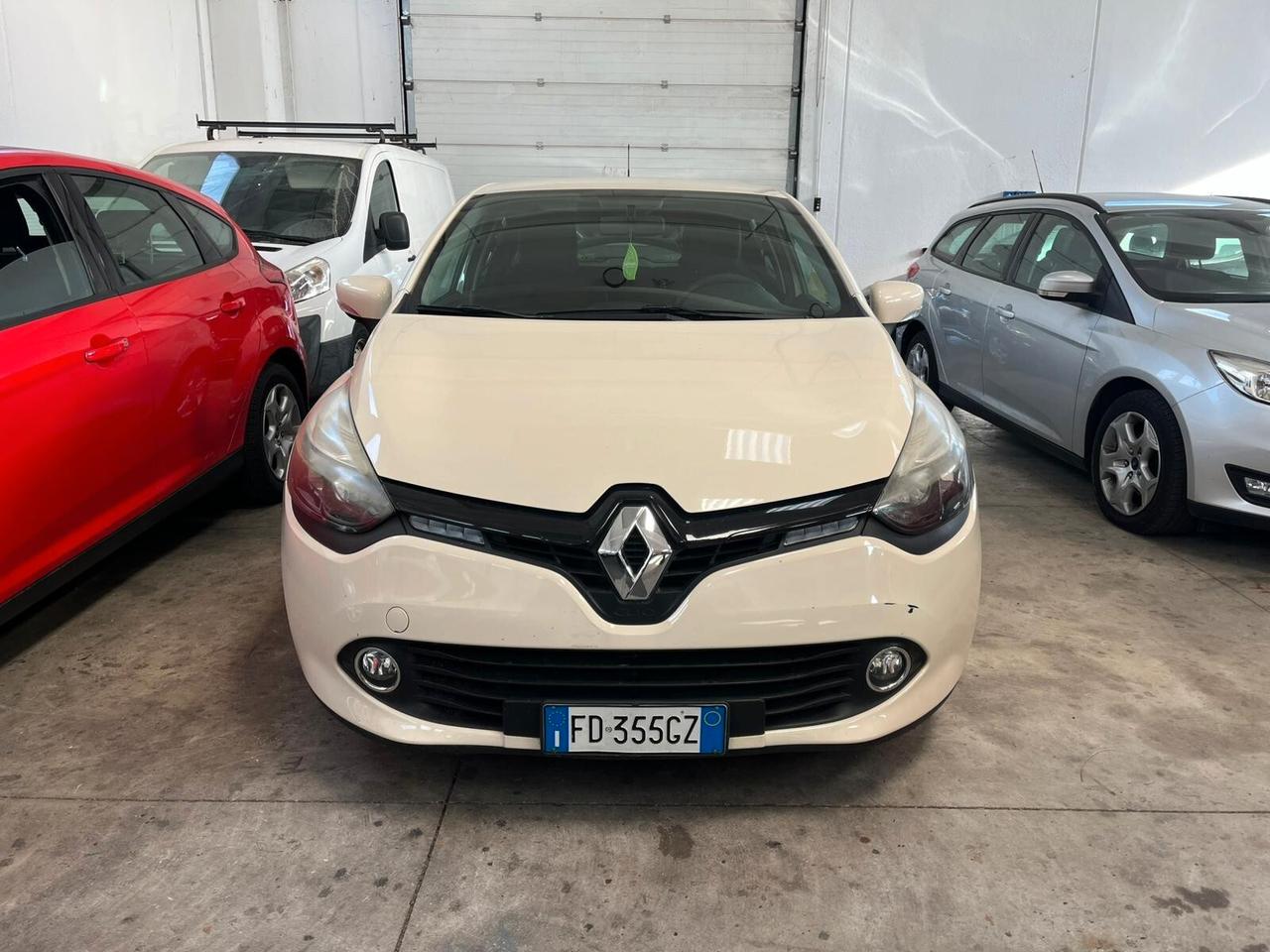Renault Clio 1.5 dCi 8V 75CV 5 porte Costume National