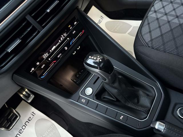 VOLKSWAGEN Taigo 1.0 TSI 116 CV DSG R-Line TETTO APR/PAN