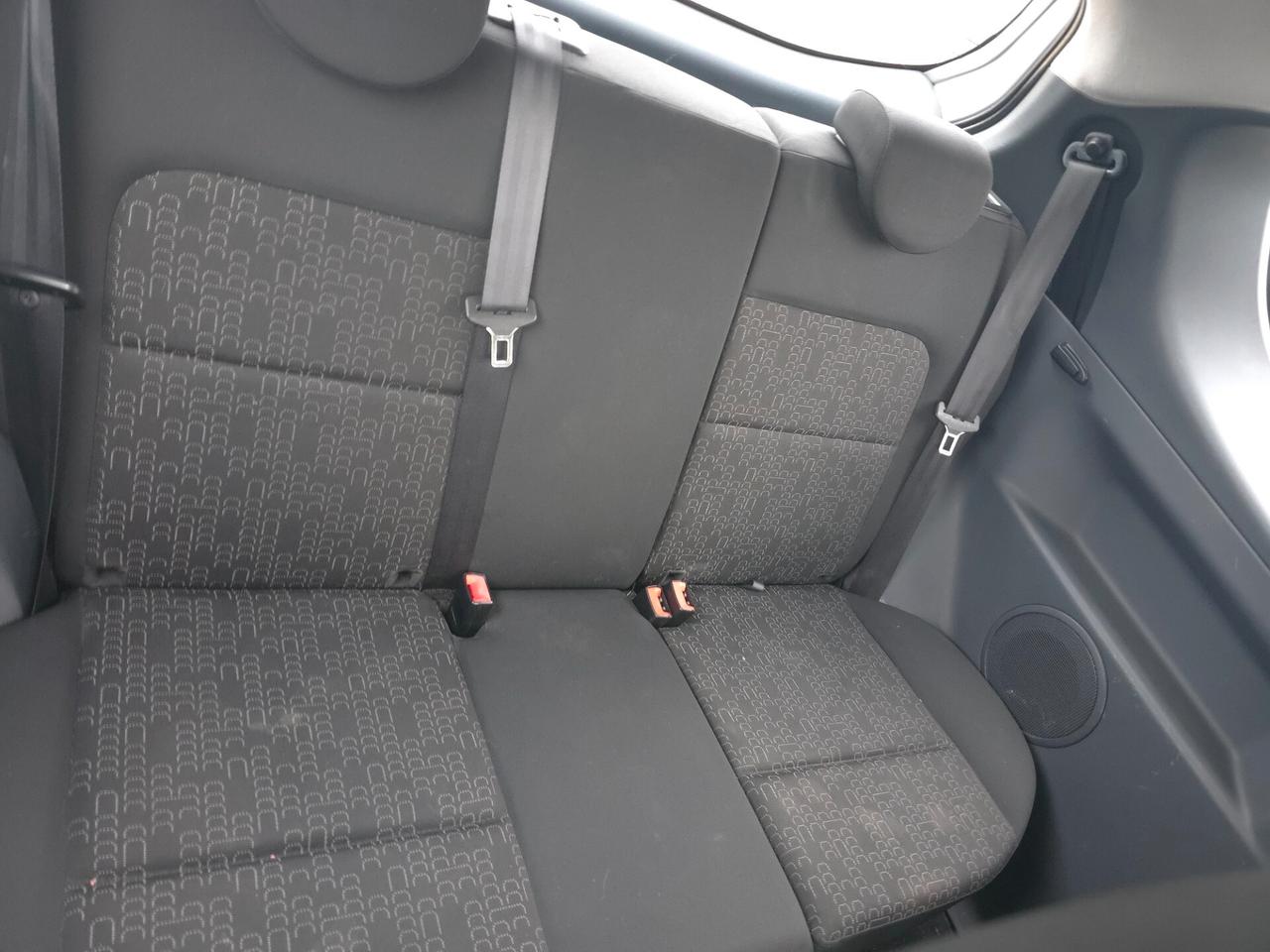 Mitsubishi Colt 1.1 12V 3p. Sound Climatic