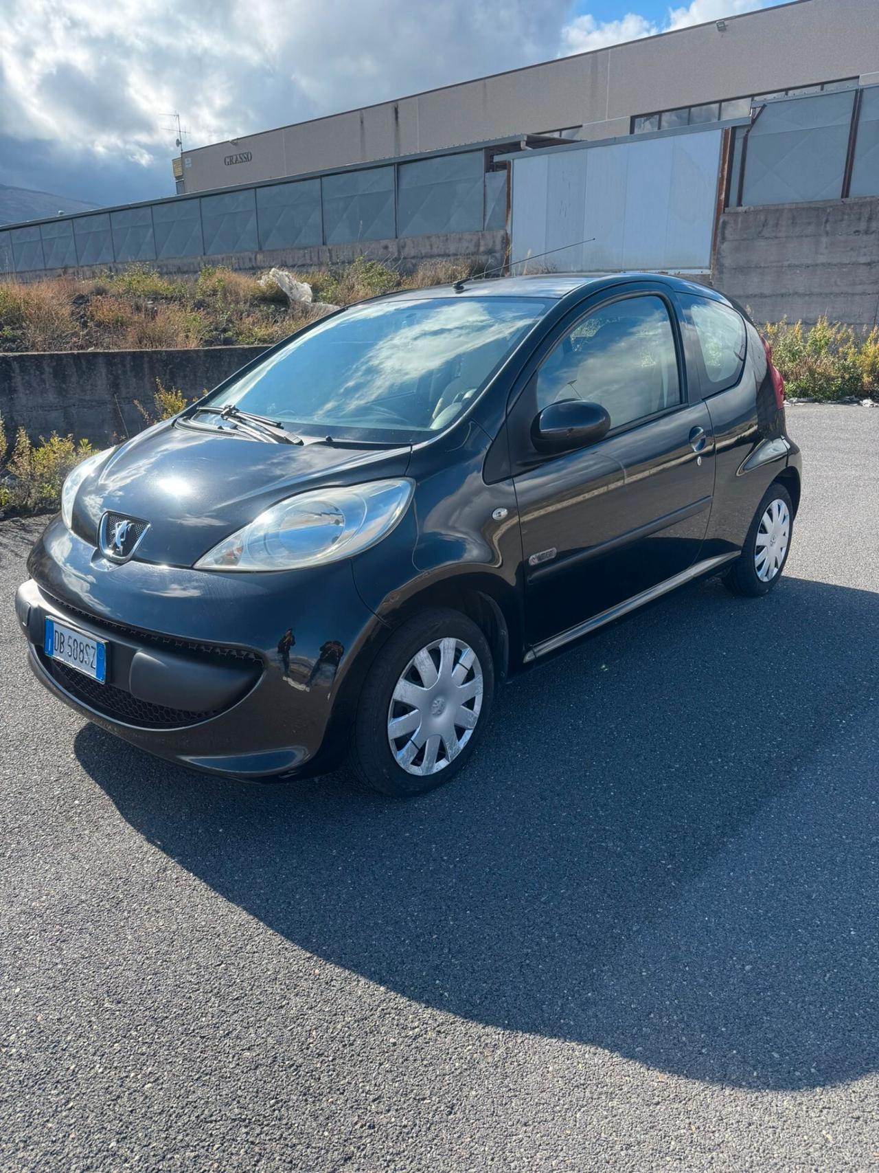 Peugeot 107 1.4 HDi 3p. Sweet Years