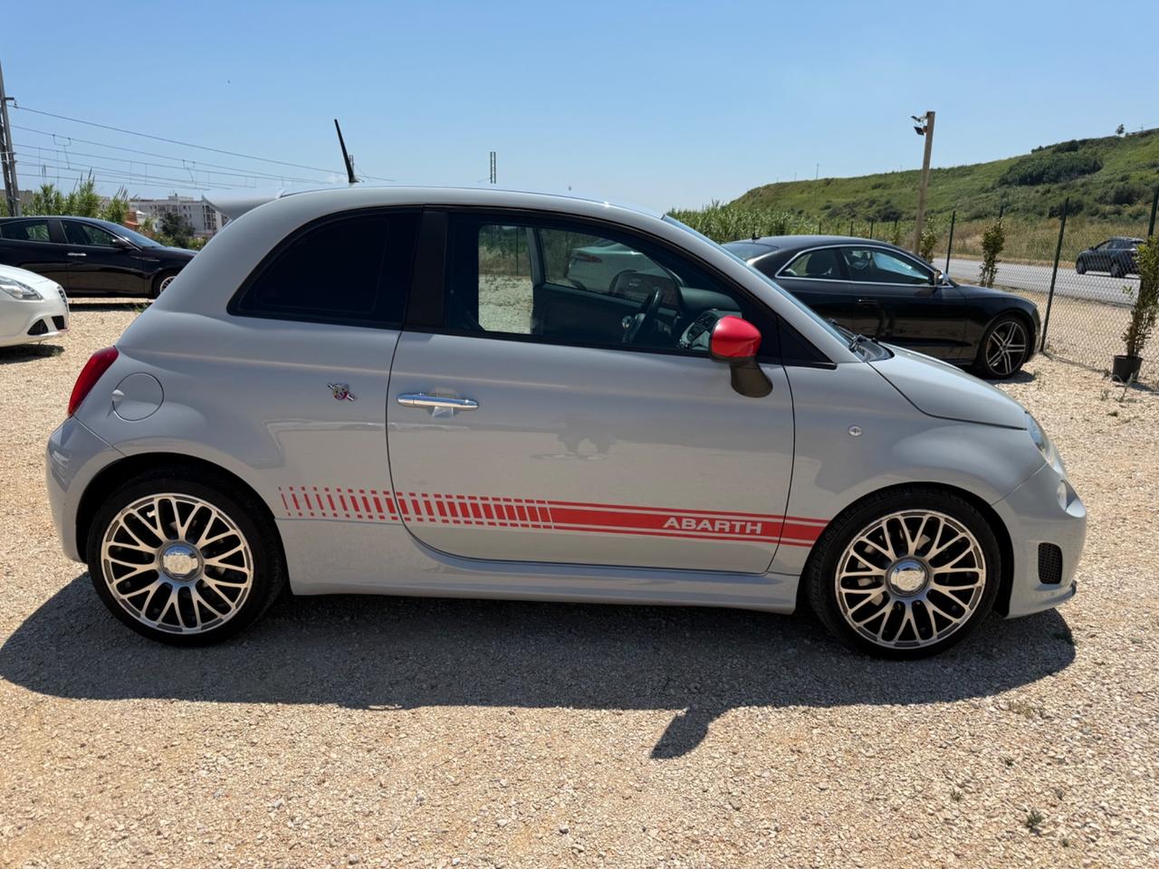 Abarth 500 1.4 Turbo T-Jet 2014 8.999€ PERMUTE