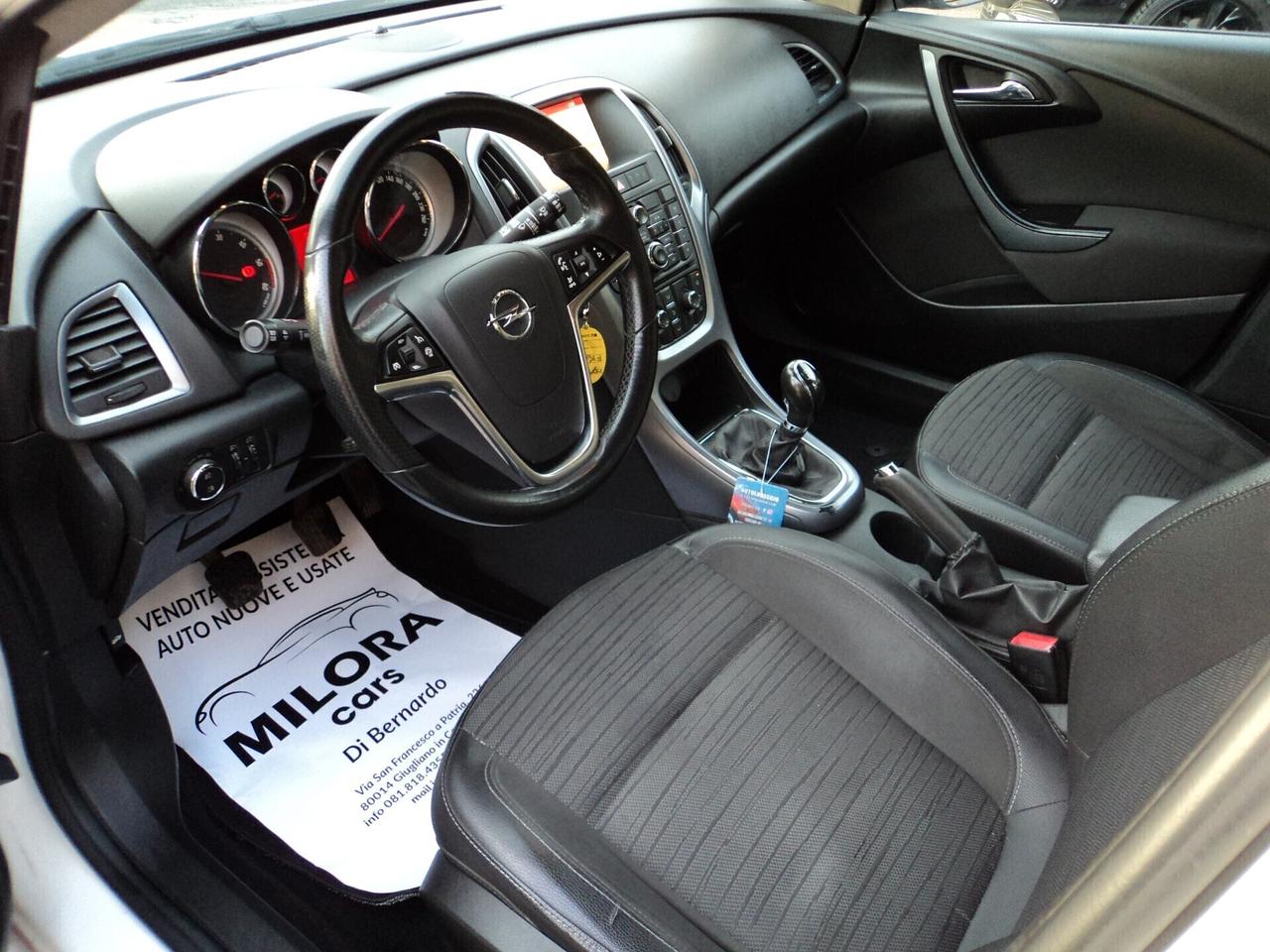 Opel Astra 1.6 CDTi 110CV