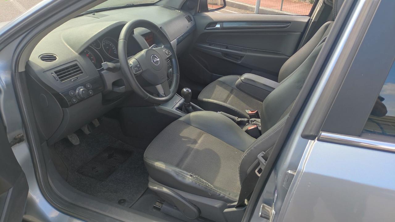 Opel Astra 1.6 Benz Twinport NEOPATENTATI - 2006