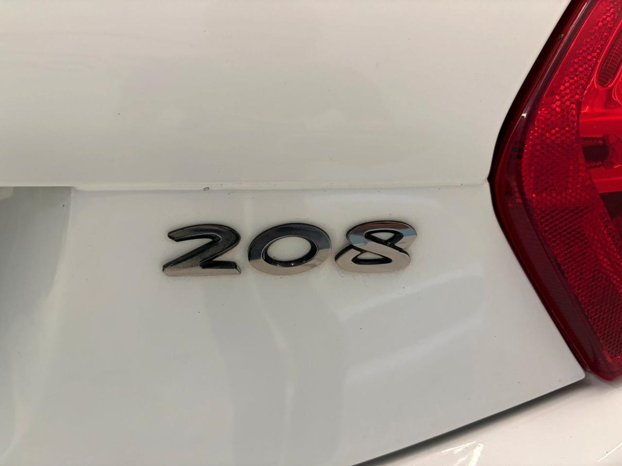 Peugeot 208 1.2 VTi 82 CV 5 porte Allure
