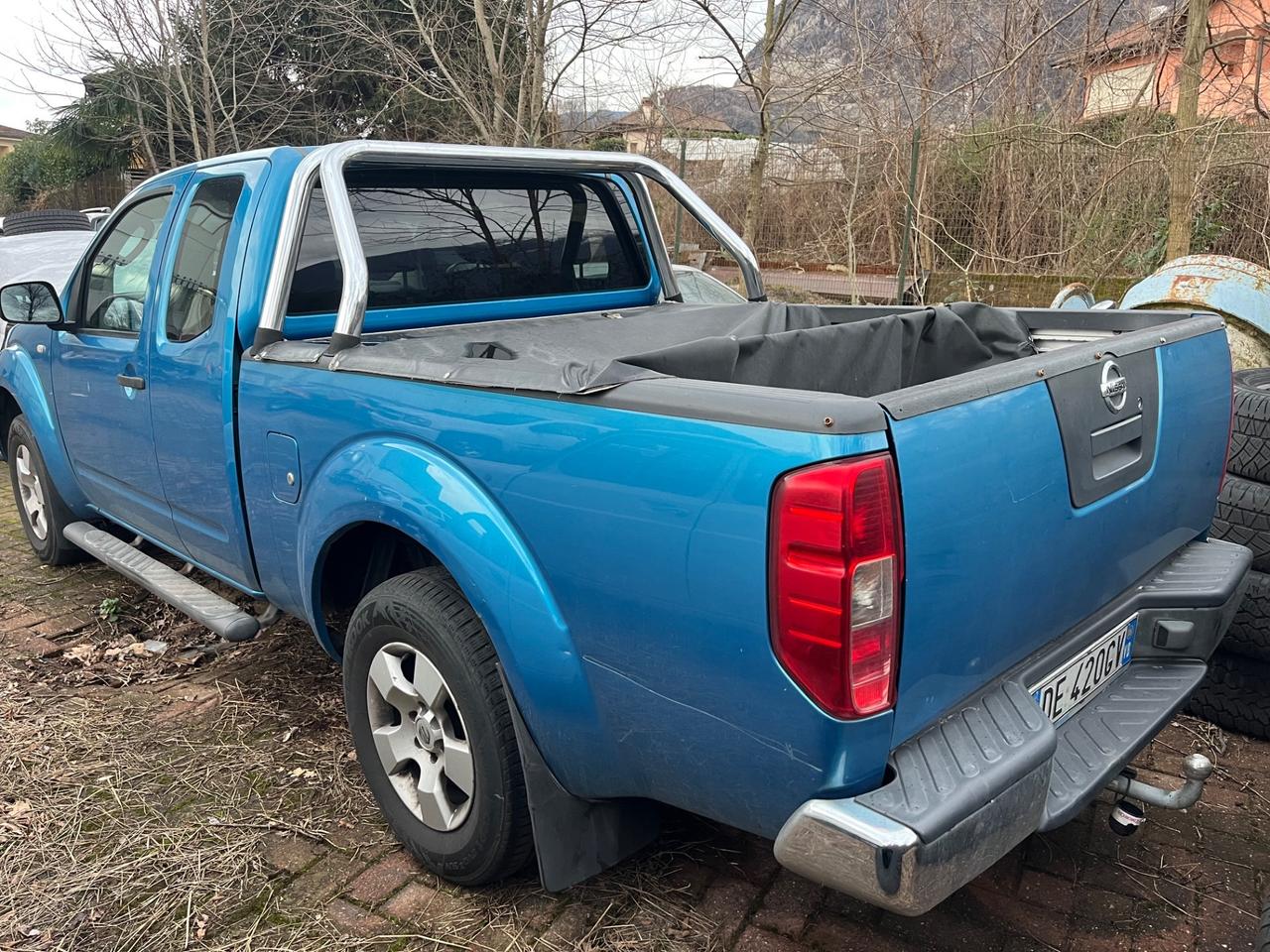 Nissan Navara 2.5 dCi 2 porte King Cab LE