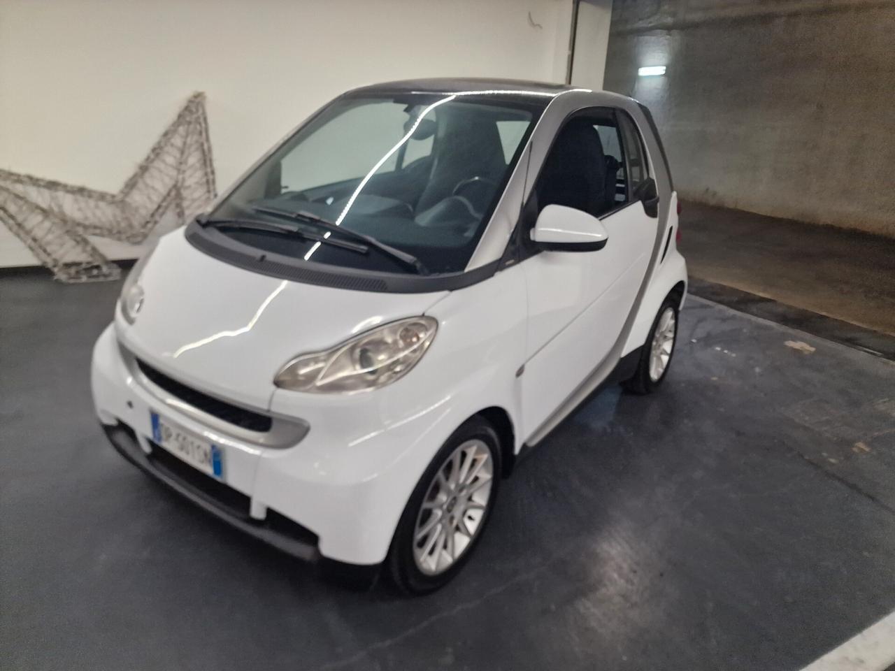 Smart ForTwo 1000 52 kW coupé passion