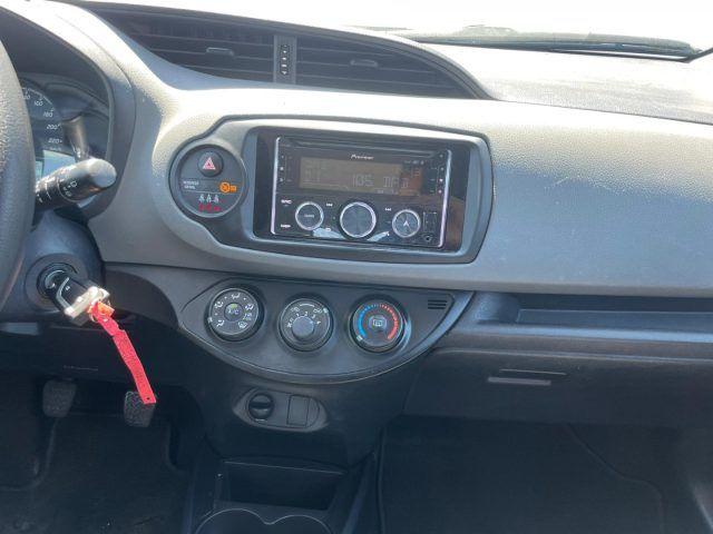 TOYOTA Yaris 1.0 BENZ 72 CV 5 porte Cool ADATTA A NEOPATENTATI