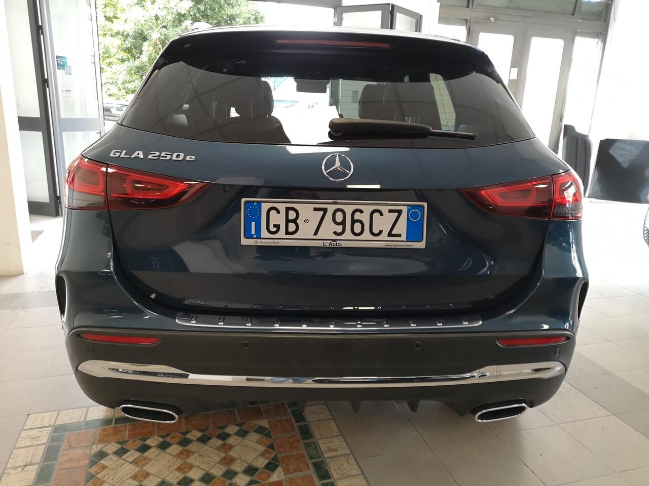 MERCEDES GLA 250 e EQ-Power Automatic Premium