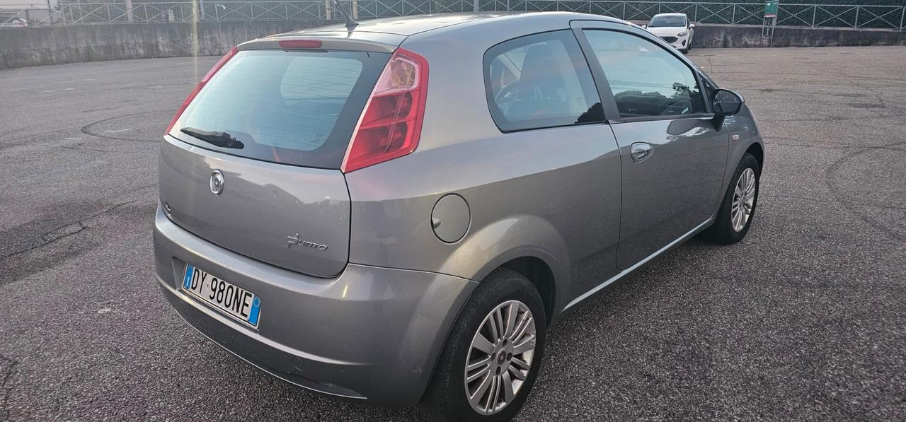 Fiat Grande Punto 1.3 MJT 75 CV 5 porte Active